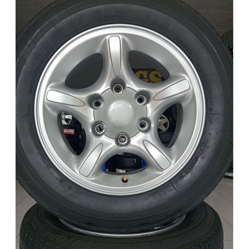 Velg mobil second Isuzu panther R15