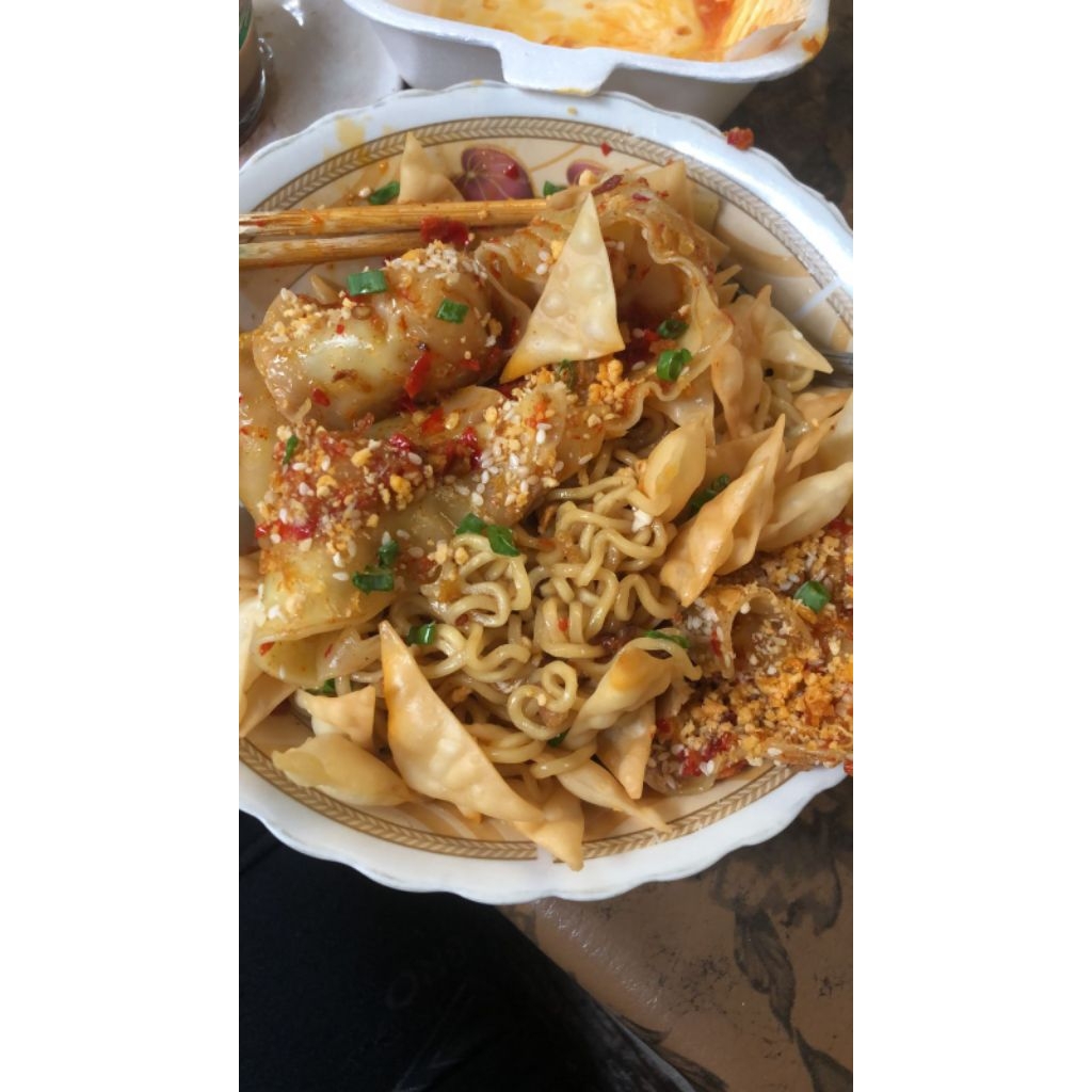 Indomie goreng wonton