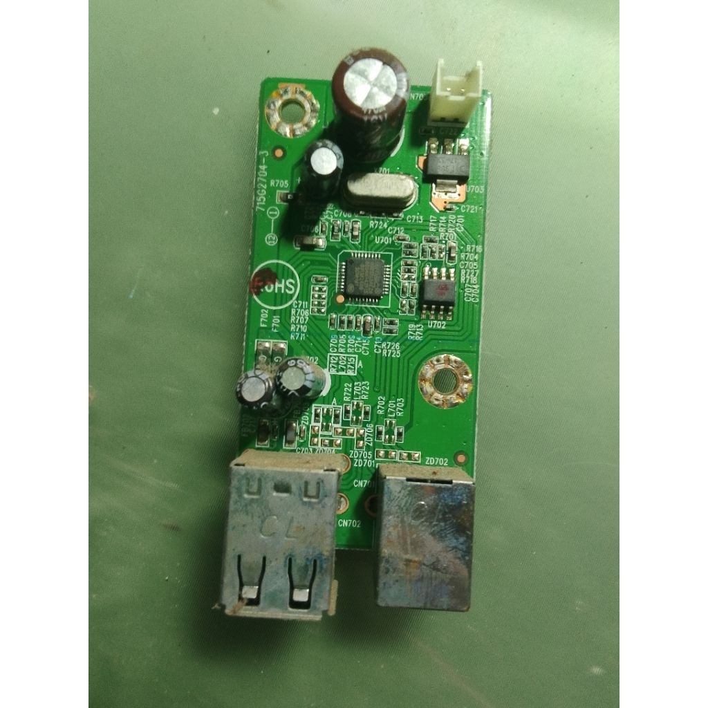 PAPAN SIRKUIT PORT USB MONITOR HP L 1750 COPOTAN ( GAMBLING ) BARANG MULUS