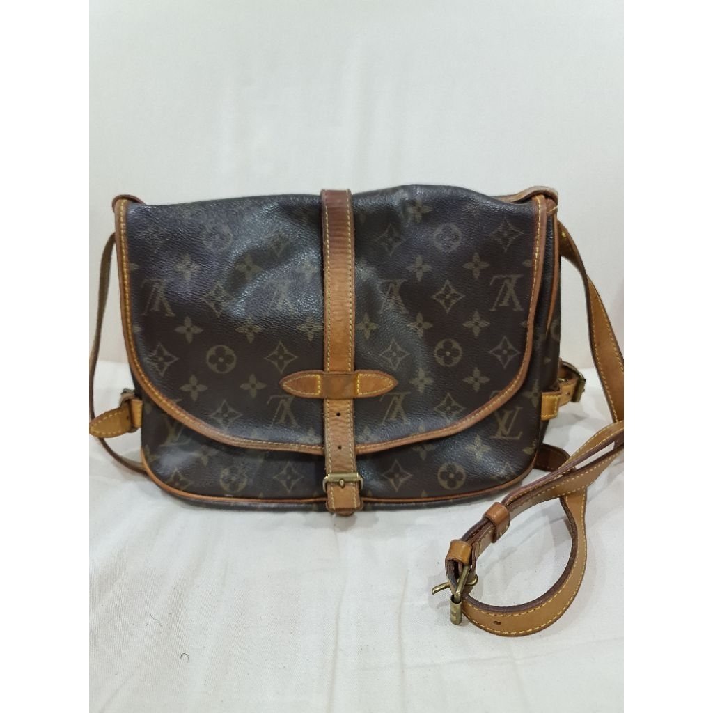 TAS LV SAUMUR ORI (M42256) PRELOVED tas selempang
