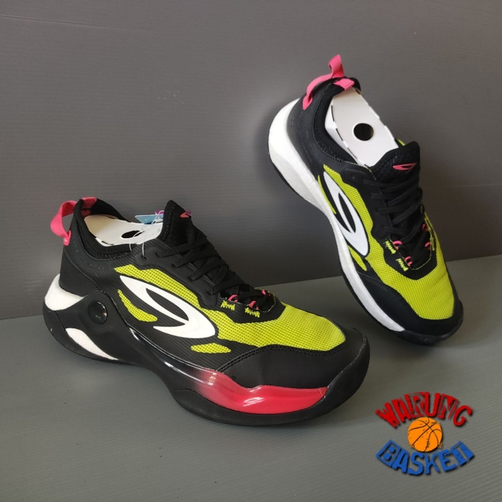 Sepatu Basket 910 Kyoto Court Pro Size 42 44
