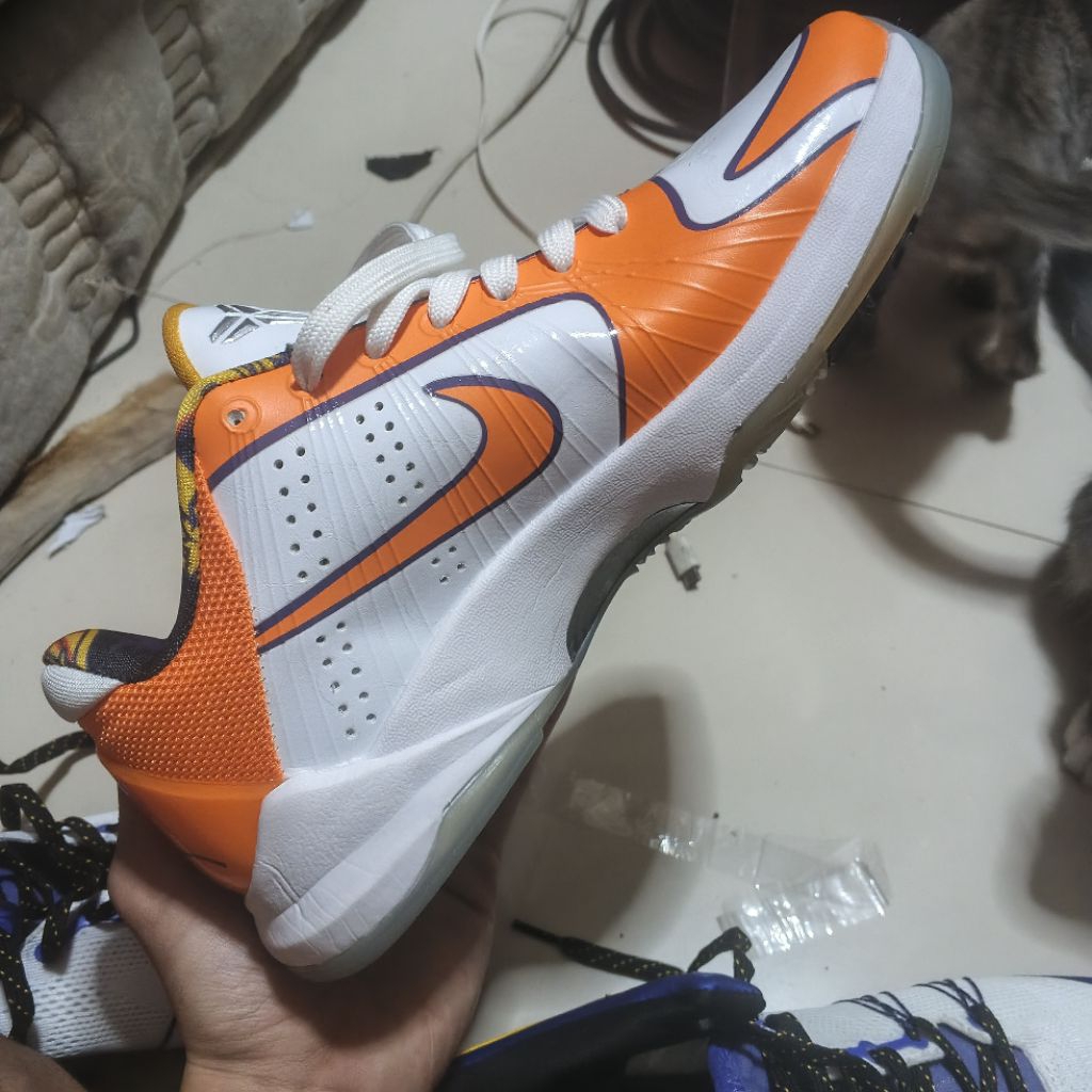 Sepatu Basket Nike Kobe 5 Protro Orange White Sporty Original bisa nego secocoknya aja kak