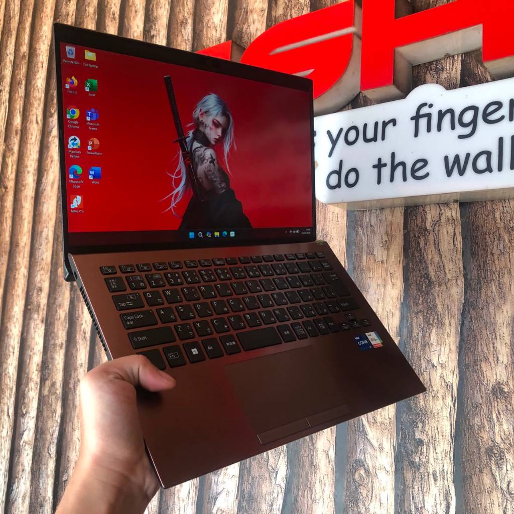 Sony vaio VJPK21 Touchscreen Core i7-1165G7 Ram 32Gb