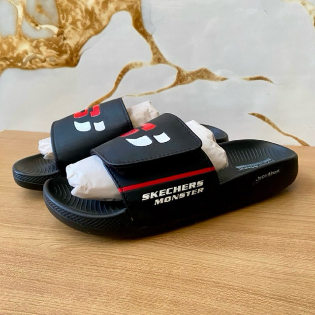 Sandal Skechers Second Like New