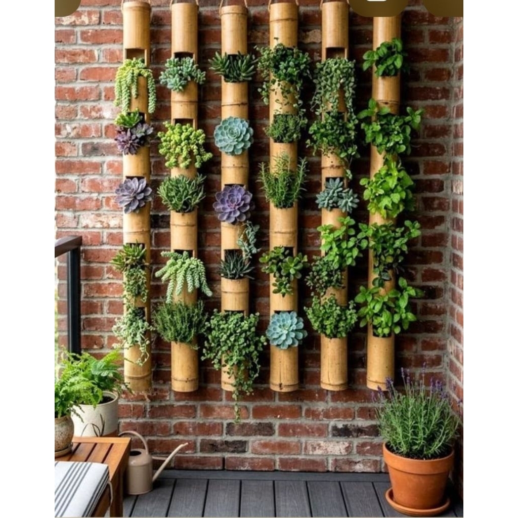 Pot bambu wall vertical garden