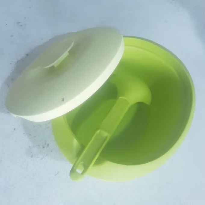 BLOSSOM SOUP SERVER WITH LADLE WARNA HIJAU 1 PC MERK TUPPERWARE
