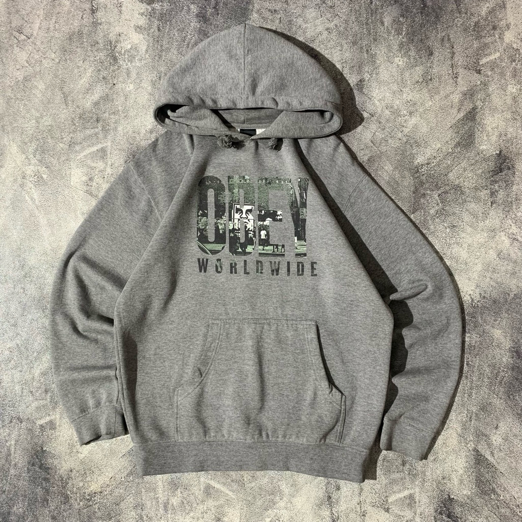 HOODIE OBEY