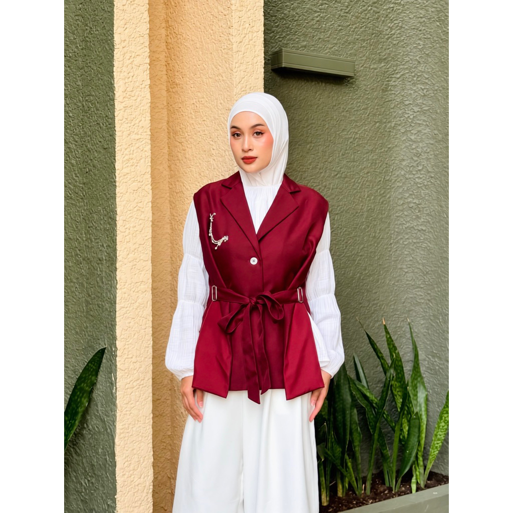 Malaya Outer Maroon edisi merah putih