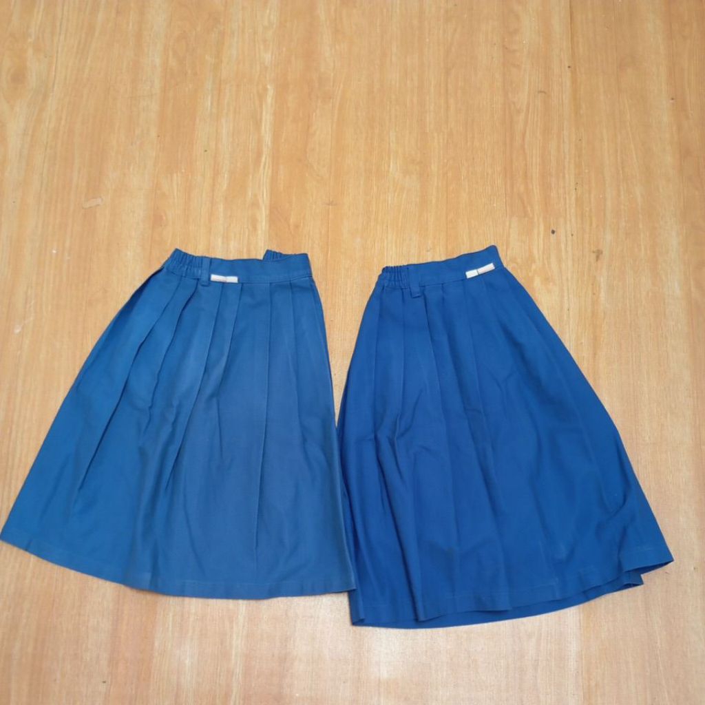 Seragam bawahan biru SD Strada (preloved)