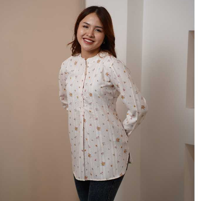 Missty Freeteen Blouse Atasan Putih Broken White Pink Motif Bunga Model Korea (36625)