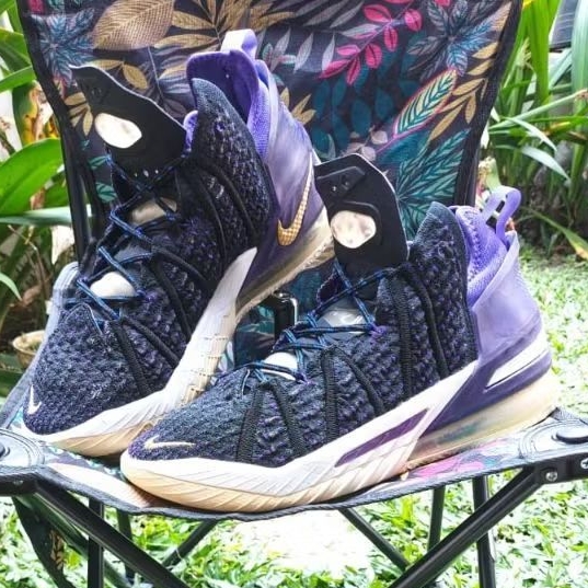 Nike Lebron 18 - Colab Lakers, Size 42.5 insole 27cm. (second)