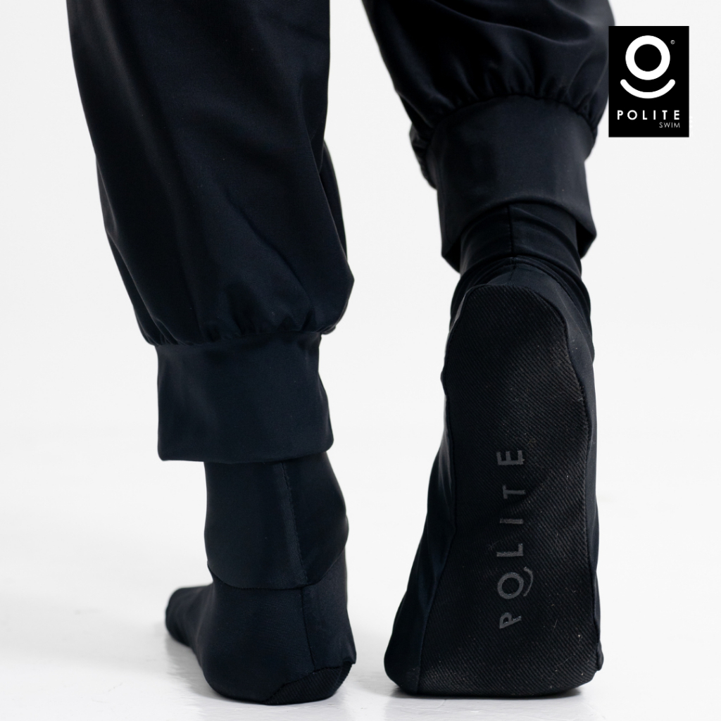 KAOS KAKI RENANG PREMIUM POLITE SWIM SS BLACK