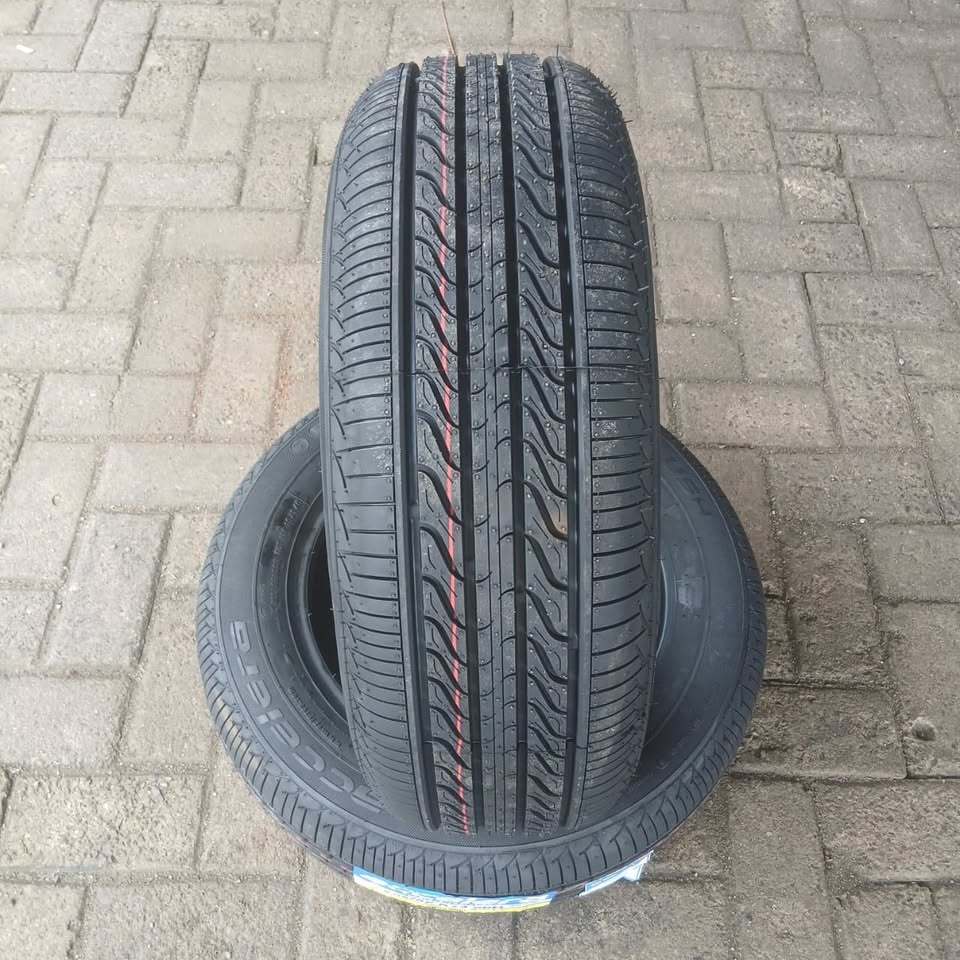 BAN MOBIL TUBLES 185 65 R14 ACCELERA ECOPLUSH RING 14 185/65 R14
