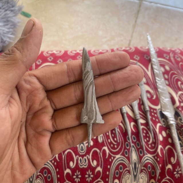 KERIS BUNTEL MAYYID