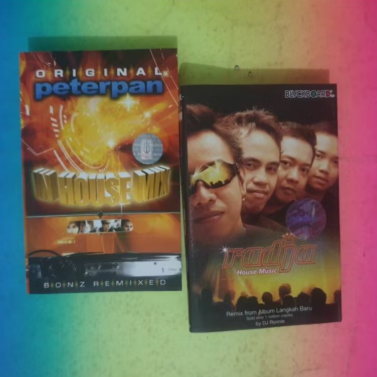 kaset PETERPAN & RADJA in house music BAGUS mulus SEPAKET