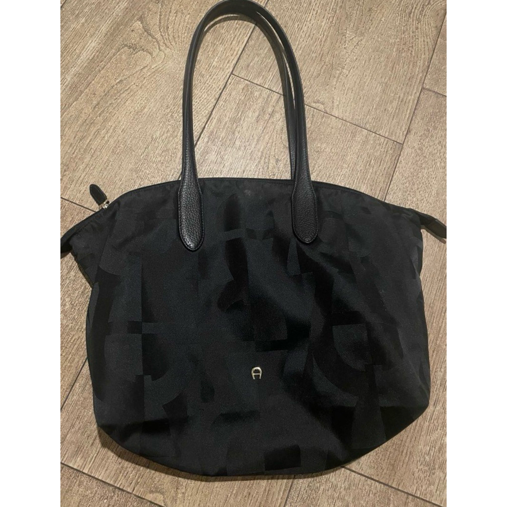 Aigner Viaggio Small Black Tote Bag