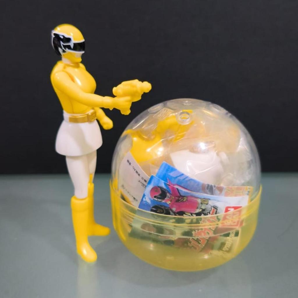 BANDAI GASHAPON SUPER TENSOU SENTAI GOSEIGER - YELLOW