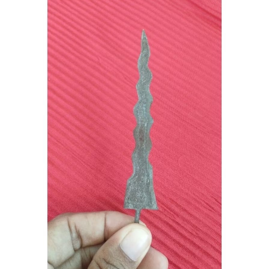 Keris Luk 11