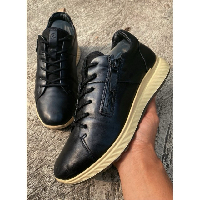 ECCO ST. 1 ZIPPER SLOVAKIA - 100% AUTHENTIC - SEPATU SNEAKERS EROPA - SIZE 39