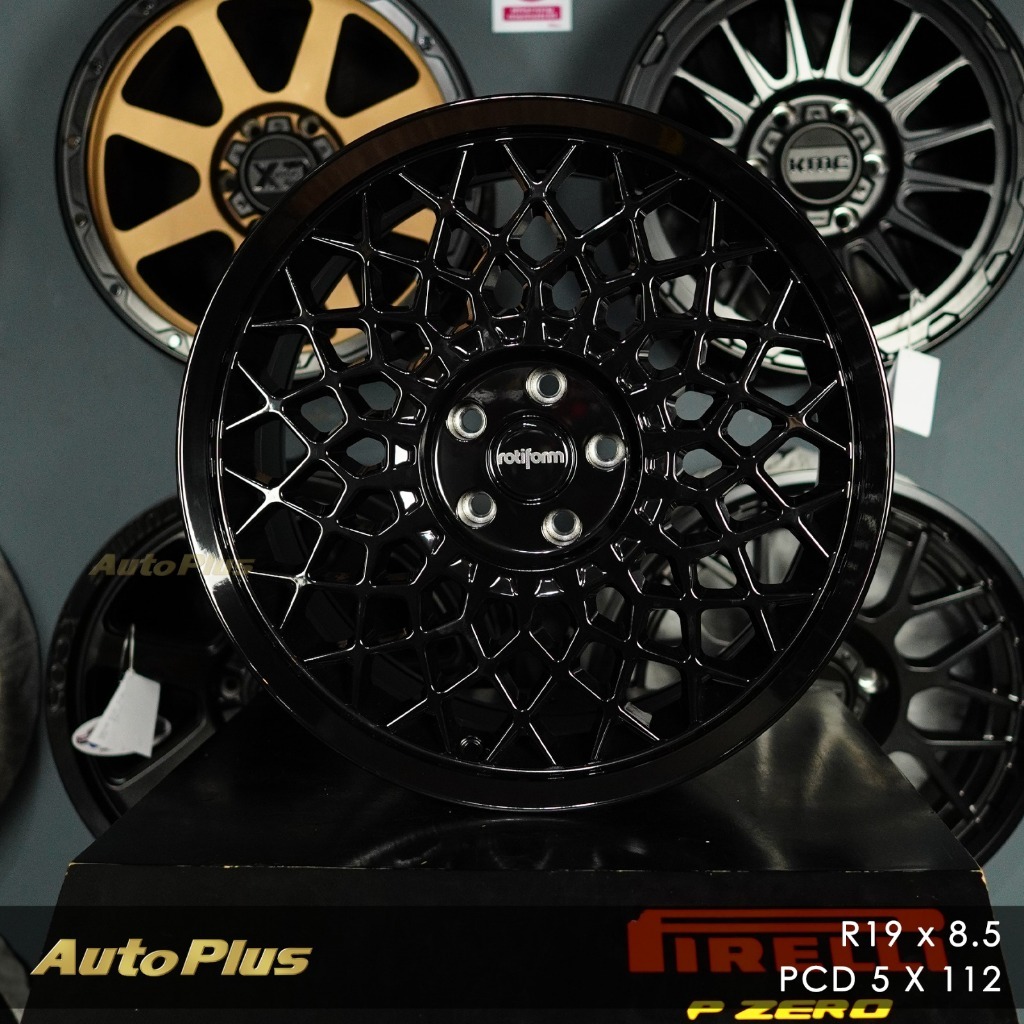 VELG ROTIFORM CJJ RING 19 PCD 5x112 Gloss Black