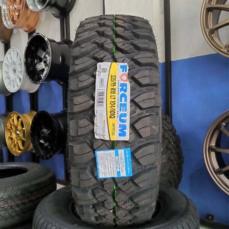 BAN MOBIL CANGKUL UKURAN 235 75 R15 FORCEUM MT08