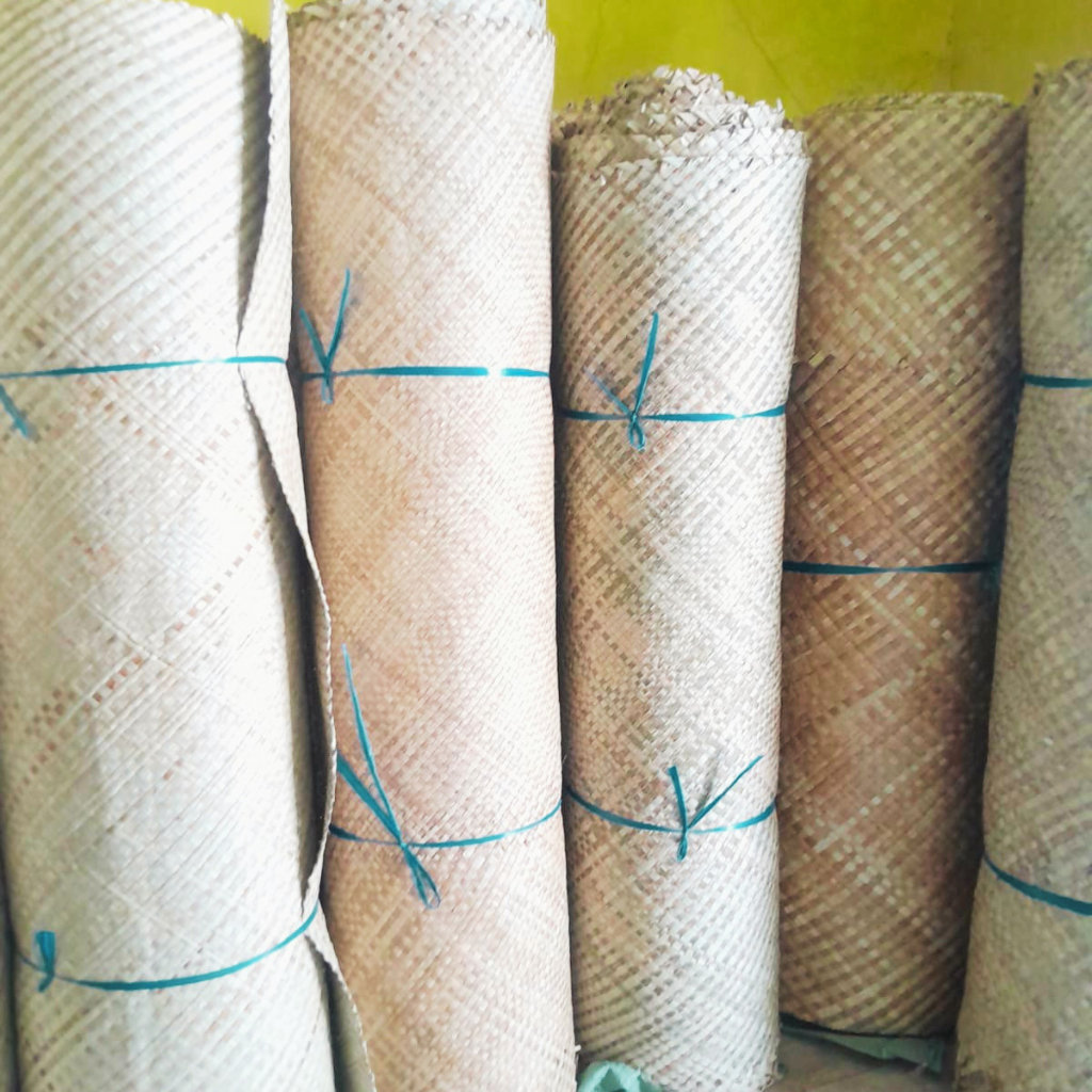 Tikar Daun Pandan / Tikar Piknik / Tikar Anyaman Pandan Ukuran 120x180 Cm Tebal 2 Lapis