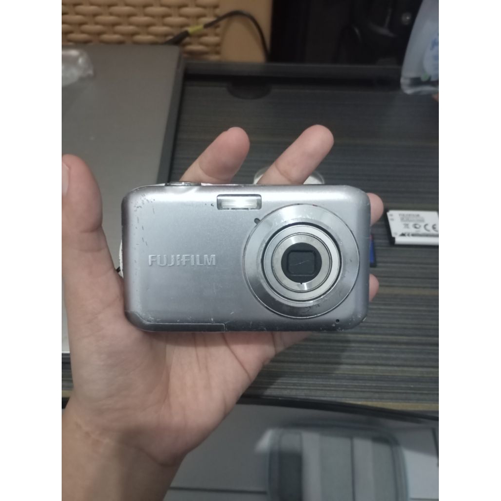 Fujifilm finepix JV200