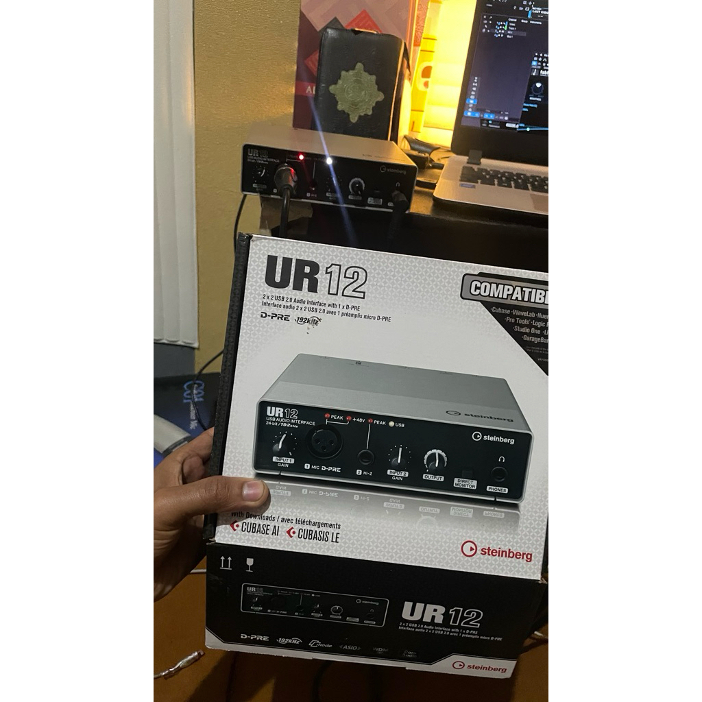 Steinberg UR12 USB Audio Interface 2x2 USB 2.0 dengan 1 x D-PRE Input Mic/Line