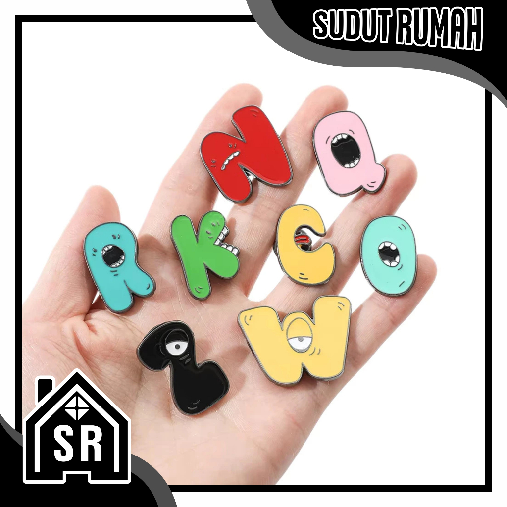 SR - Peniti bross grade A kualitas bagus Bros dua puluh enam huruf nama pribadi pin nama keluarga br