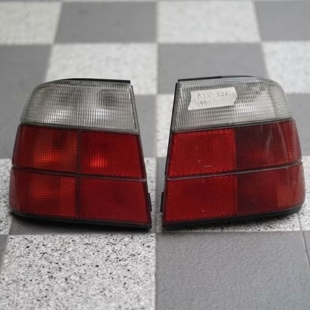 Stop Lamp Lampu Belakang BMW E34 Seri 5 Original Second