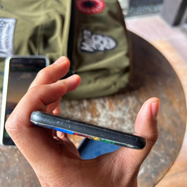 pixel5minusLcd8/128