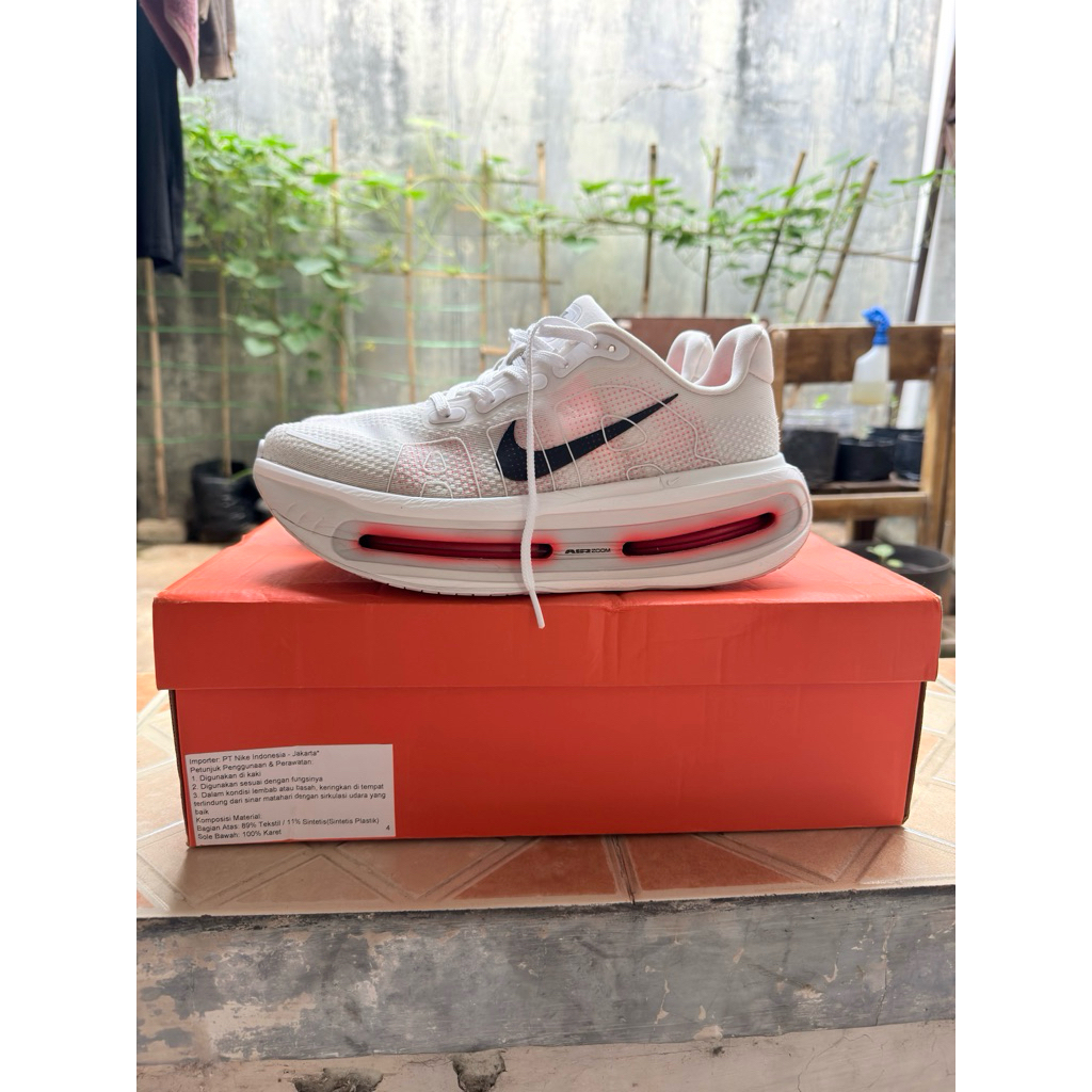 NIKE VOMERO PREMIUM
