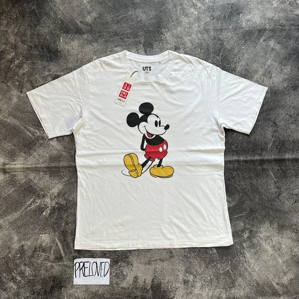 Tshirt Uniqlo UT x Disney Mickey Mouse Kaos Putih ukuran XL