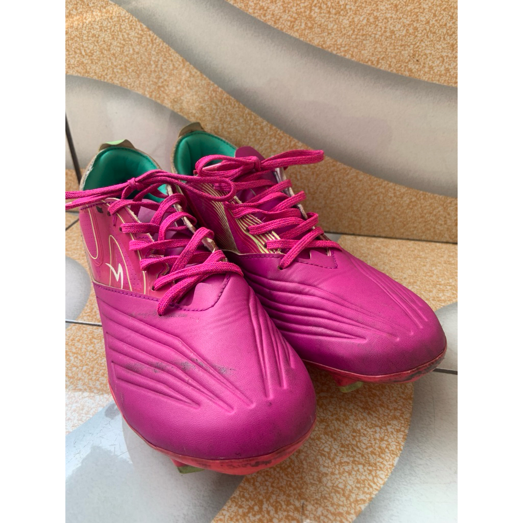 SEPATU BOLA SPECS ORI NO BOX (SECOND LIKE) SIZE 42