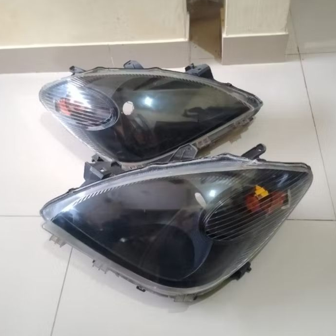 Lampu Depan Headlamp Avanza Xenia Lama Custom Smoke kanan kiri