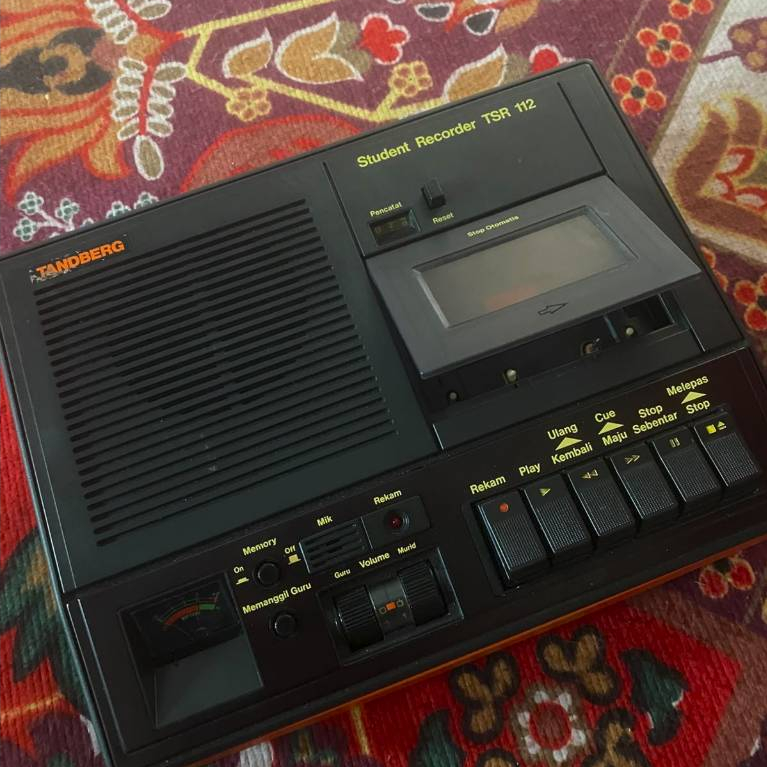 TAPE PLAYER KASET/ANDBERG Type TSR112/ TAPE PORTABLE