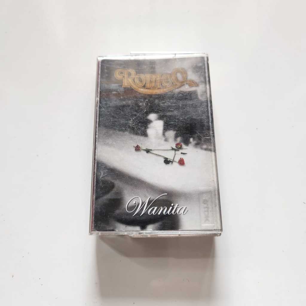 Kaset ROMEO - Wanita
