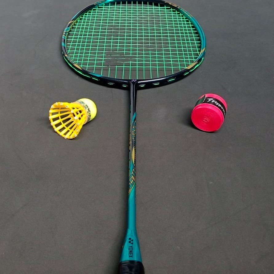 Raket badminton bekas second original yonex astrox 88s pro