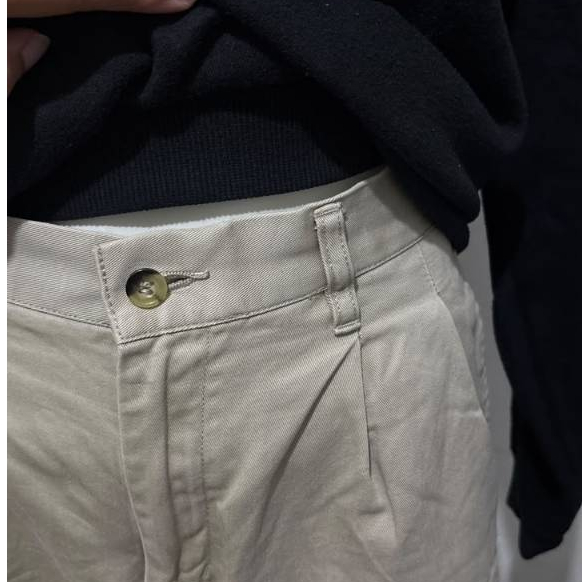 [PRELOVED] Uniqlo Chino Pants | Warna Cream