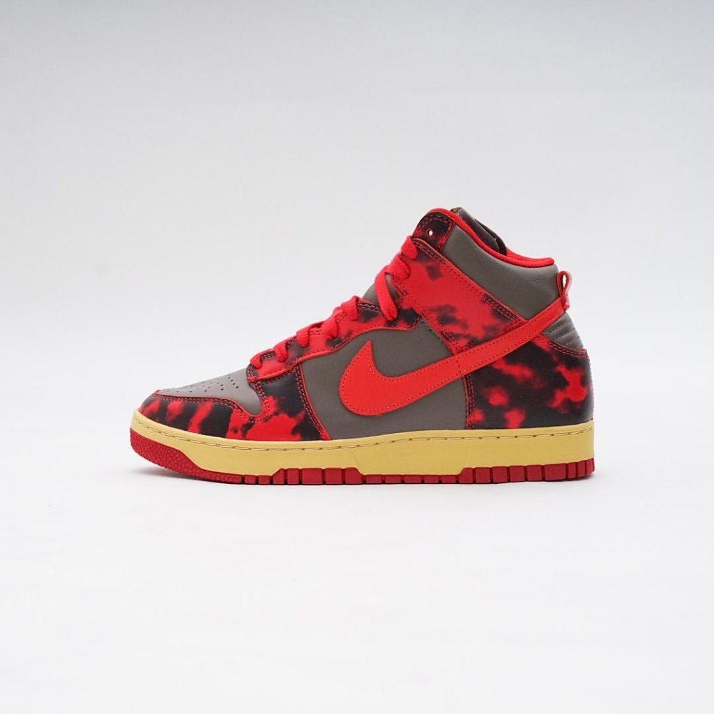 DUNK HIGH 1985 RED ACID WASH