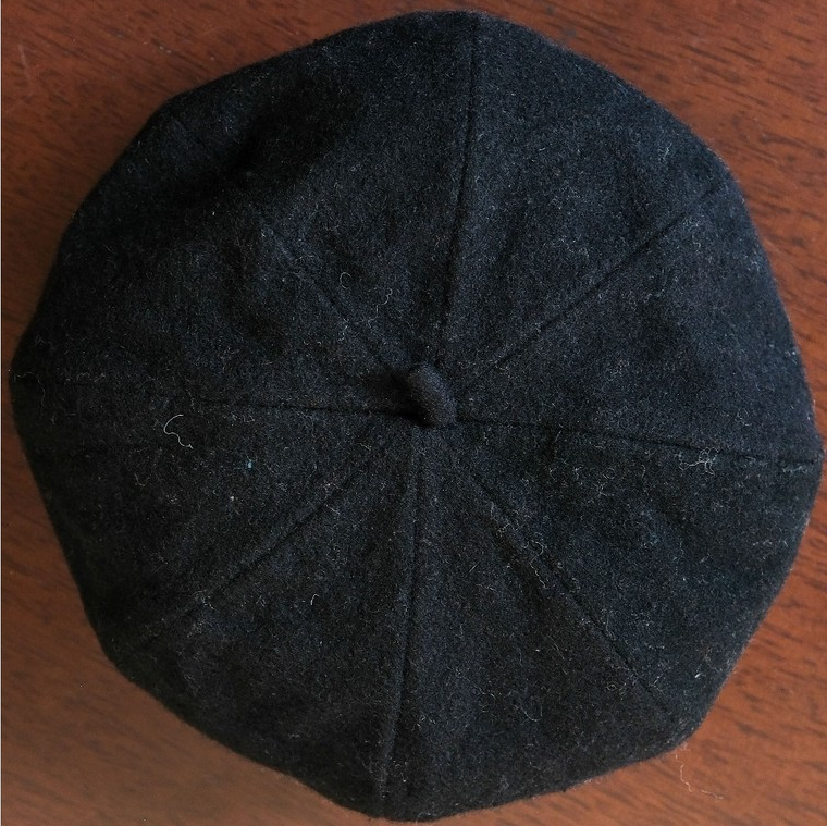 Topi Newsboy Cap Flat Cap Hitam Wool Pria Wanita Preloved