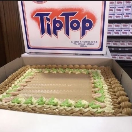Cake Tip Top Restaurant Medan Kesawan Mocca Extra Ukuran Jumbo  30x30cm