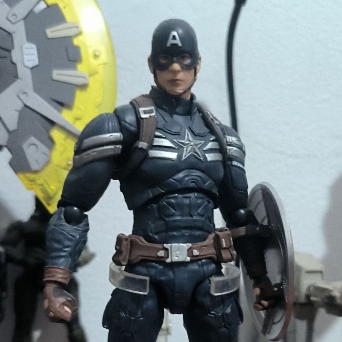 mafex captain america stealth suit