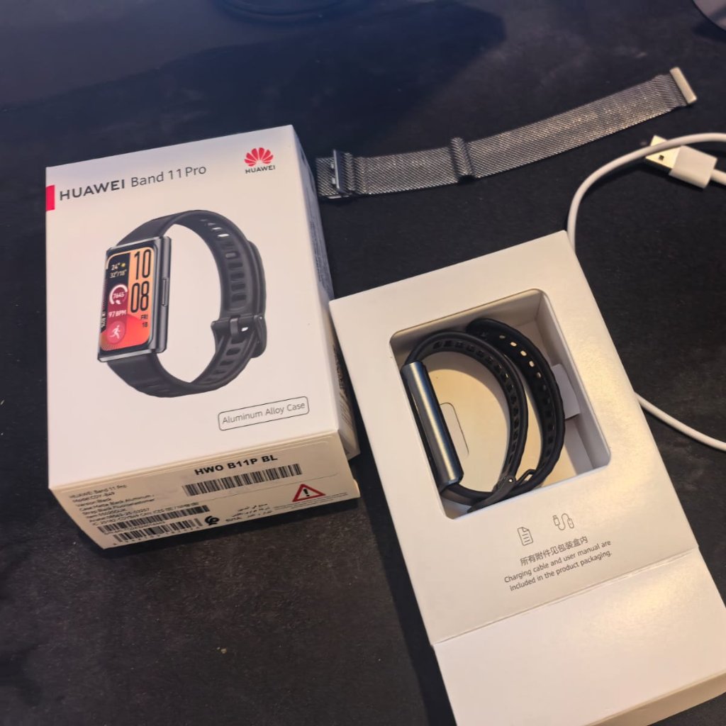 Huawei Watch 11 Pro warna Hitam black Second (gratis 1 Milanese Loop Stainless Steel Strap For Huawe