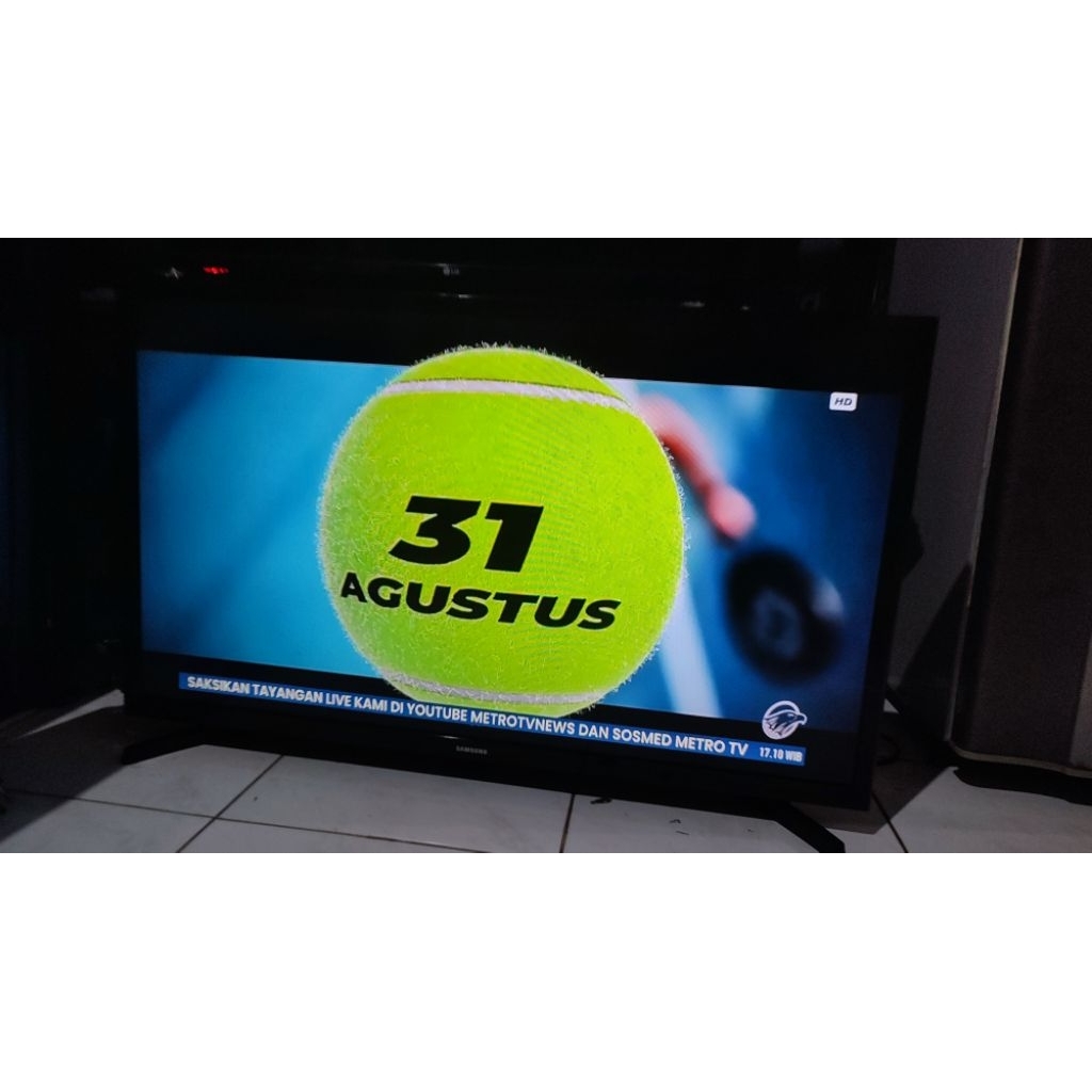 TV DIGITAL MERK SAMSUNG 32 INCHI