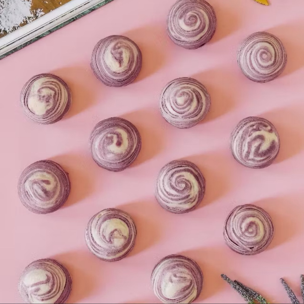 

Thousand Layers Mooncake (1 pc) With Mochi