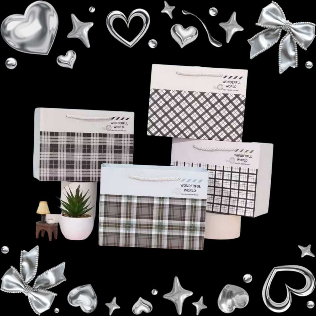 

PAPER BAG MOTIF KOTAK UKURAN 19,5X8,5X14,5 CM/PAPER BAG KECIL