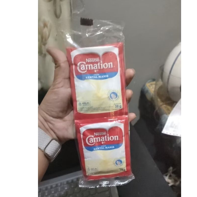 

NESTLE CARNATION SACHET SUSU KENTAL MANIS 1 KARTON - EXPIRED JANUARY 2026