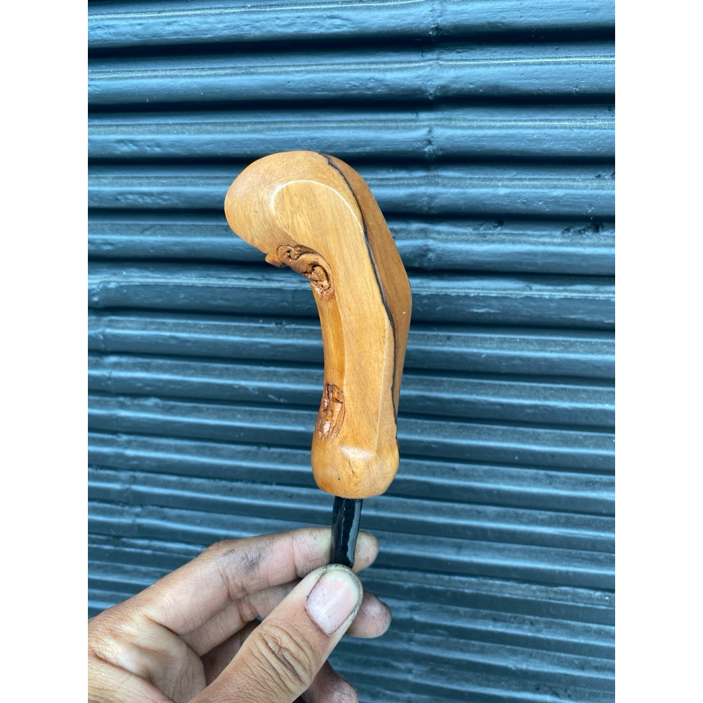 deder solo kayu timo pinising sirlak