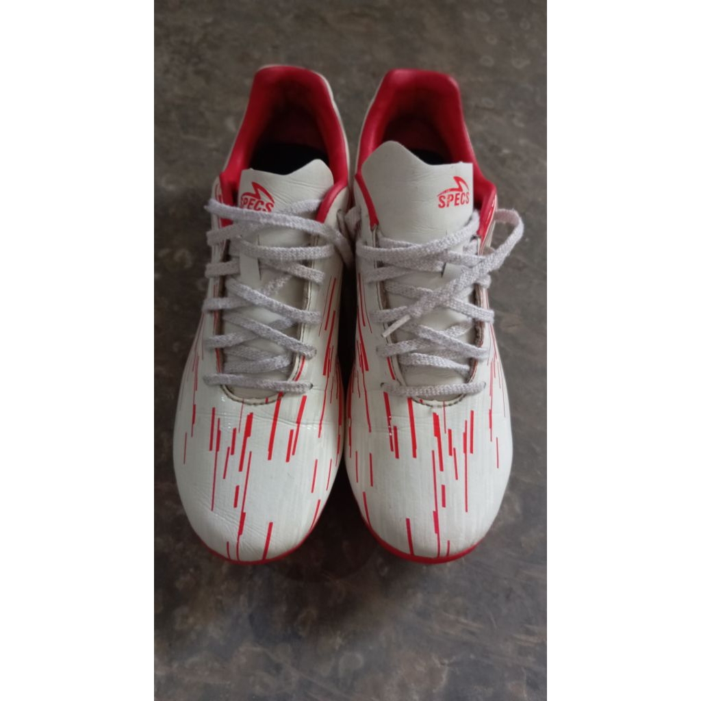 Sepatu bola second Specs Lightspeed Reborn white emperor Fg size 40